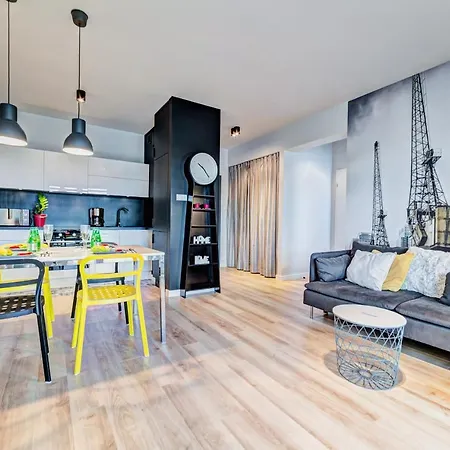 Apartment Homely Place Koziolki - Stary Rynek - Parking